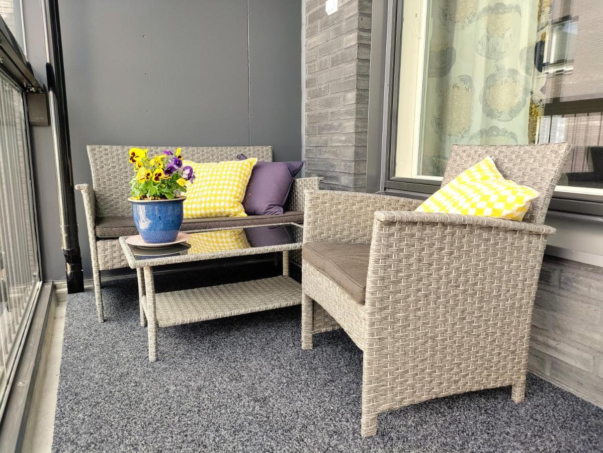 Fully Equipped New Apartment With Free Parking Tampere Esterno foto