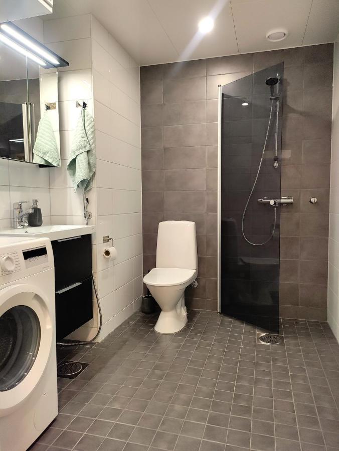 Fully Equipped New Apartment With Free Parking Tampere Esterno foto